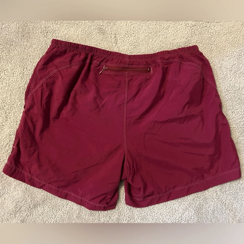 The North Face Maroon Women's Shorts - Picture 2 of 3